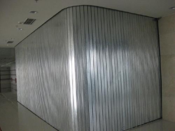 鋼質(zhì)側(cè)向型防火卷簾-5.jpg